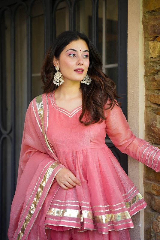 Sharvee Leher Petal Sharara Set