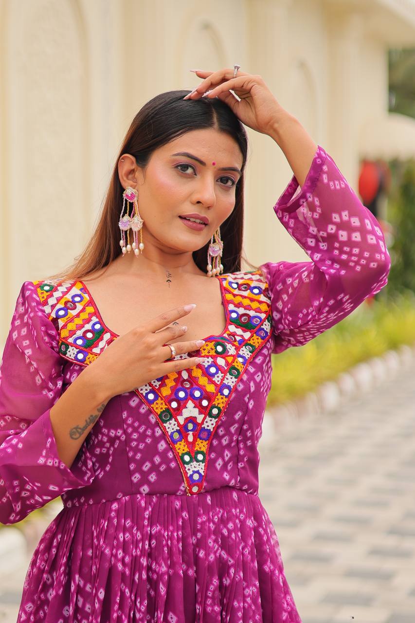 Suhani Raas Ready Bandhej with Mirror Patch Gown