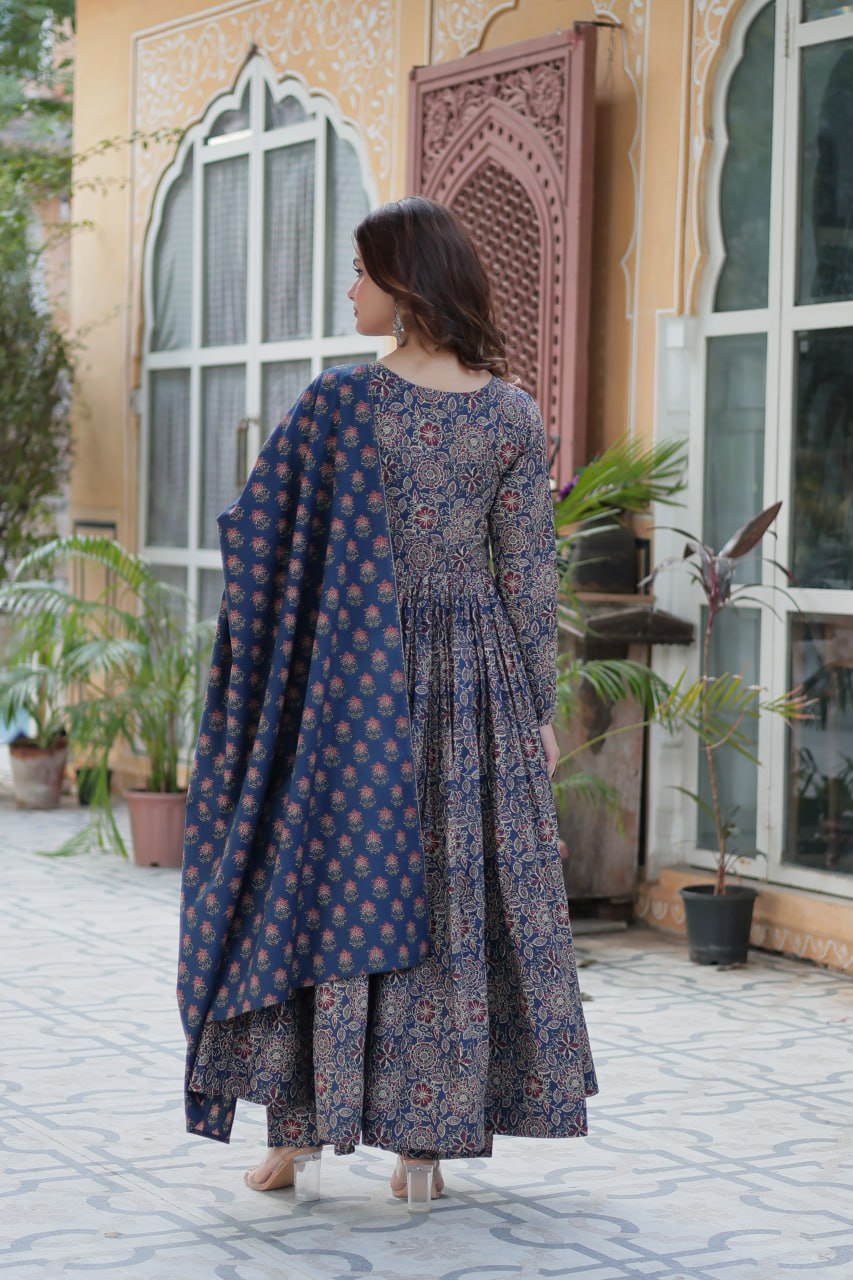 Advika Ivory Pure Cotton Suit Set