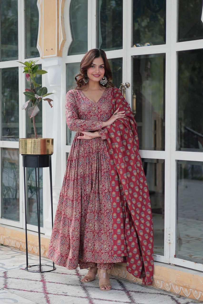 Advika Ivory Pure Cotton Suit Set