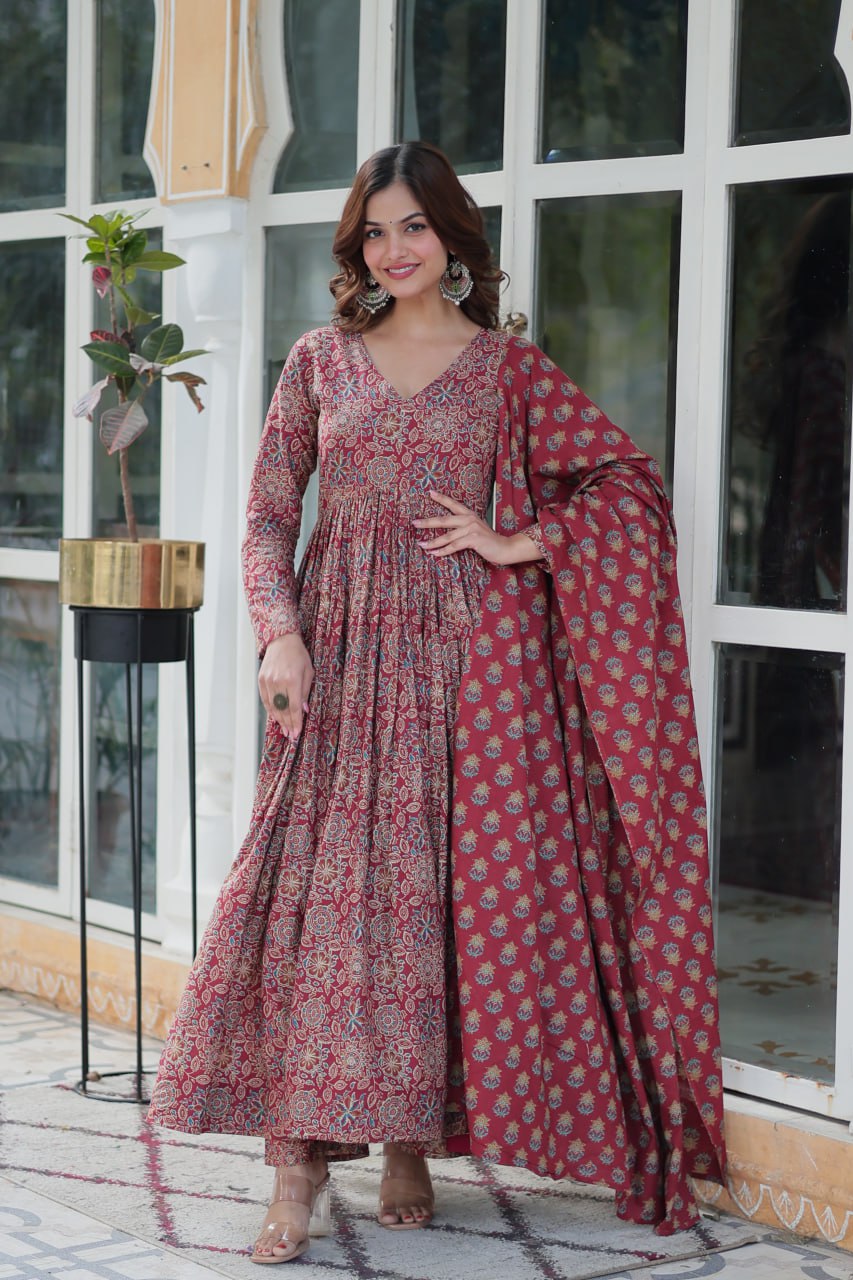 Advika Ivory Pure Cotton Suit Set