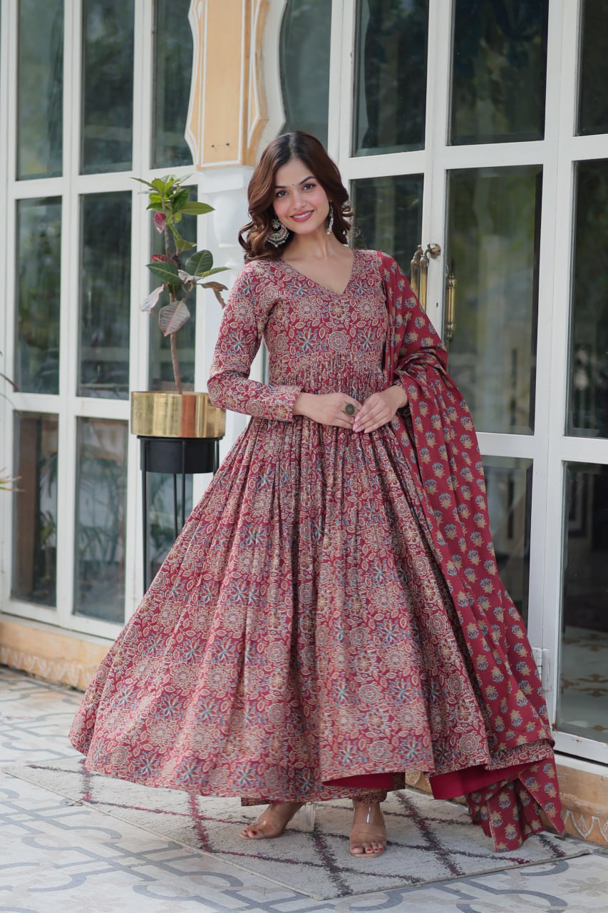 Advika Ivory Pure Cotton Suit Set