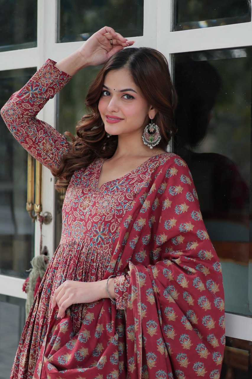 Advika Ivory Pure Cotton Suit Set