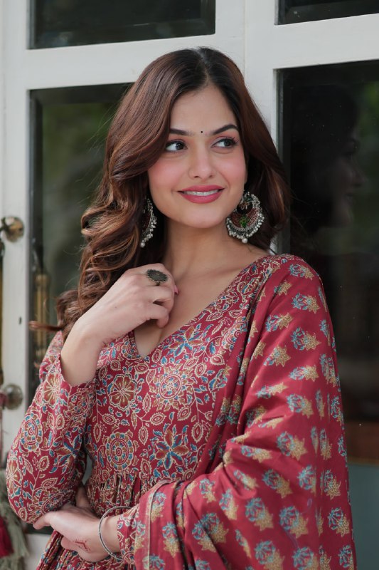 Advika Ivory Pure Cotton Suit Set