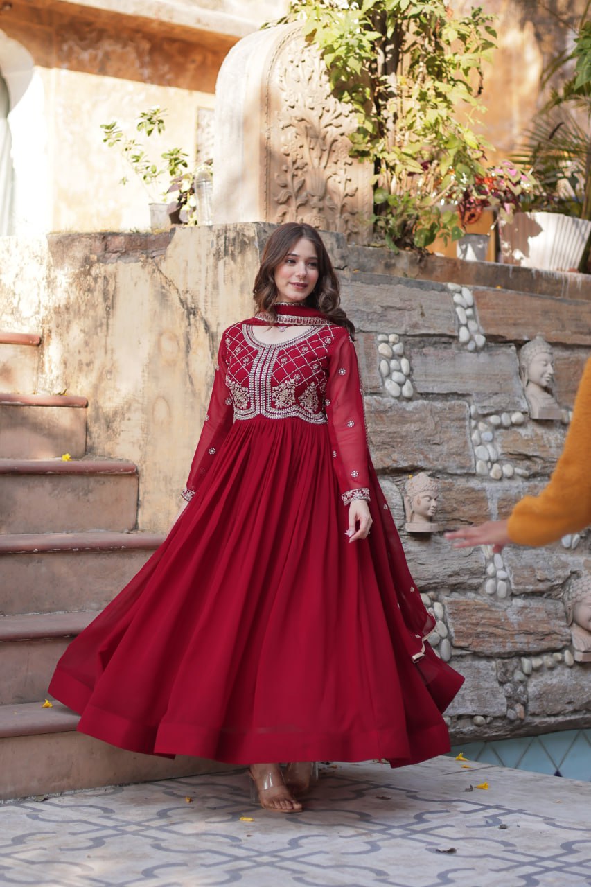Alira Beatiful Faux Blooming Readymade Gown