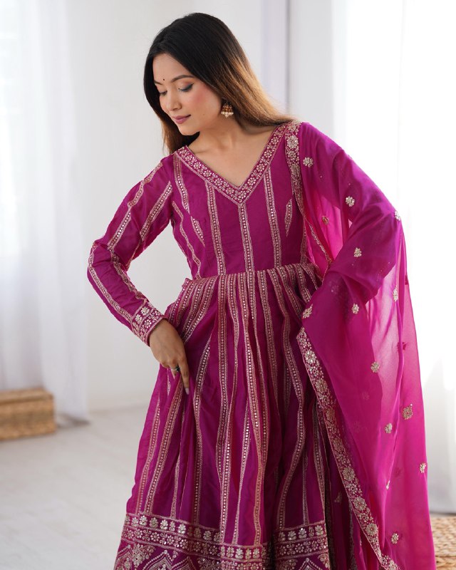 Druhi Gorgeous Star Georgette Classic Anarkali Set