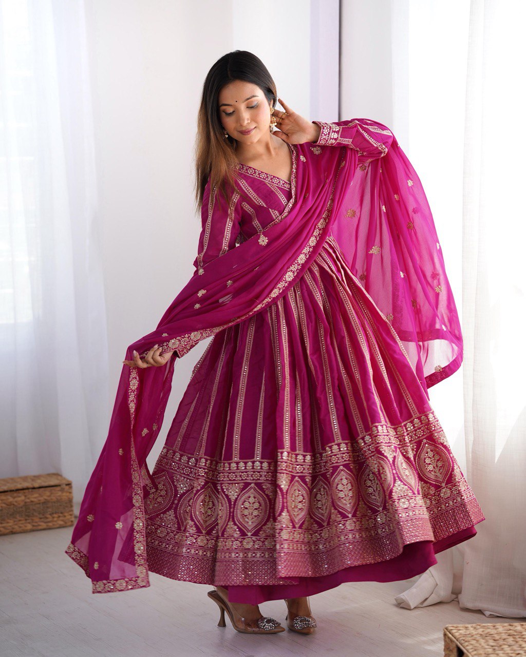 Druhi Gorgeous Star Georgette Classic Anarkali Set