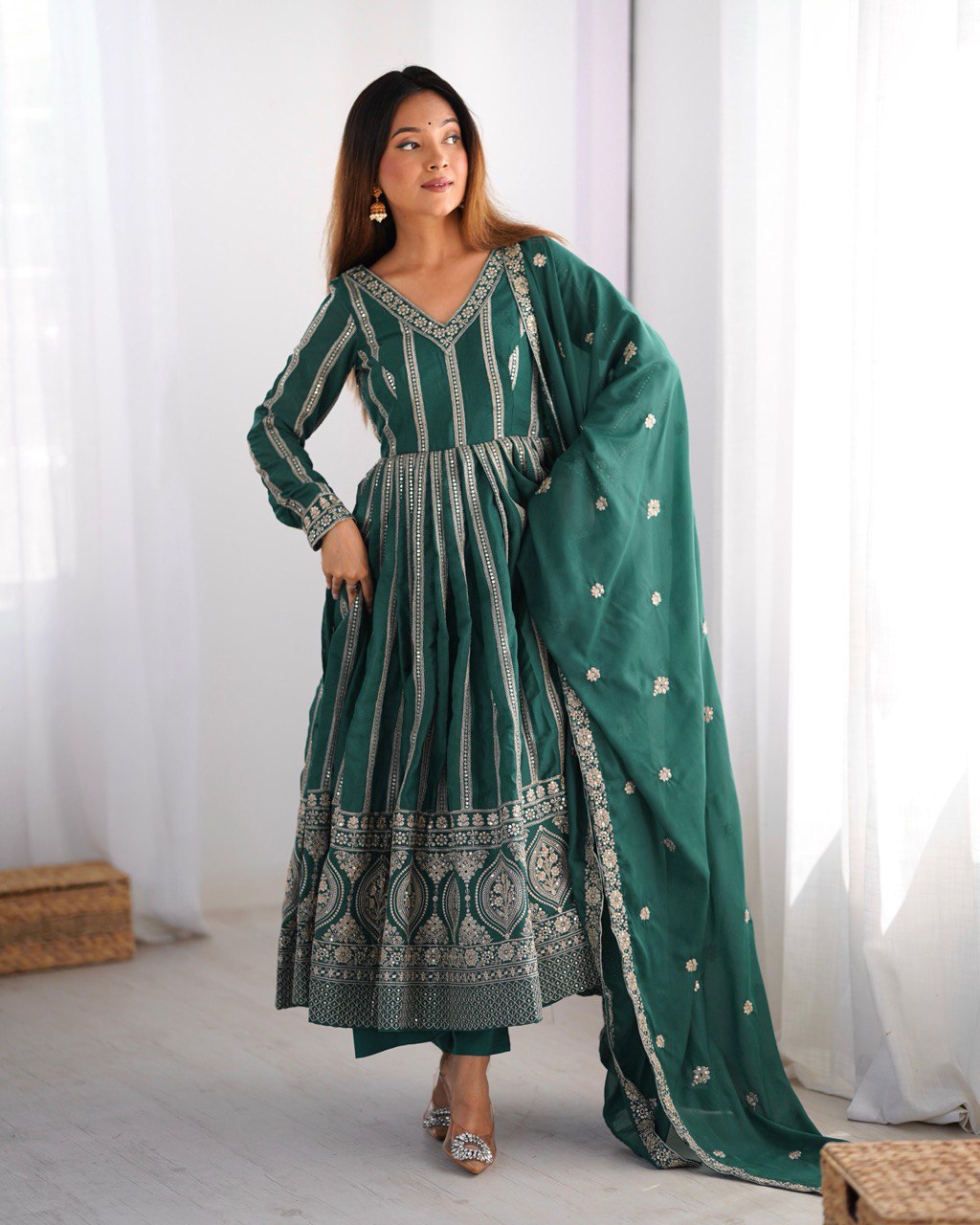 Druhi Gorgeous Star Georgette Classic Anarkali Set