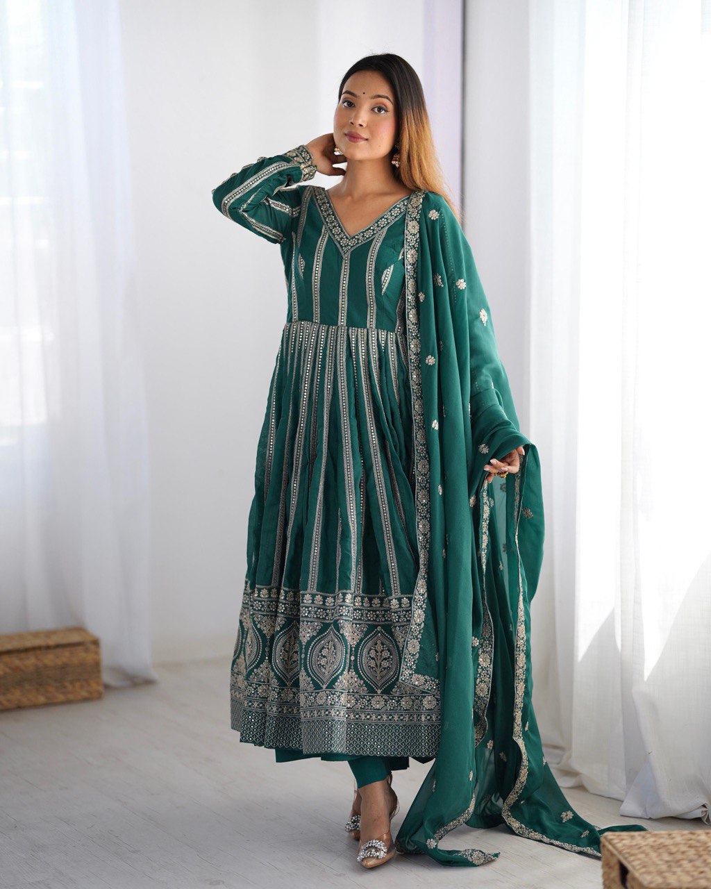 Druhi Gorgeous Star Georgette Classic Anarkali Set