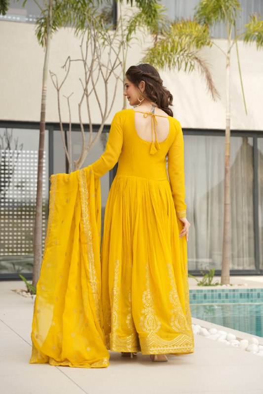 Zeenat Beatiful Faux Blooming Readymade Gown