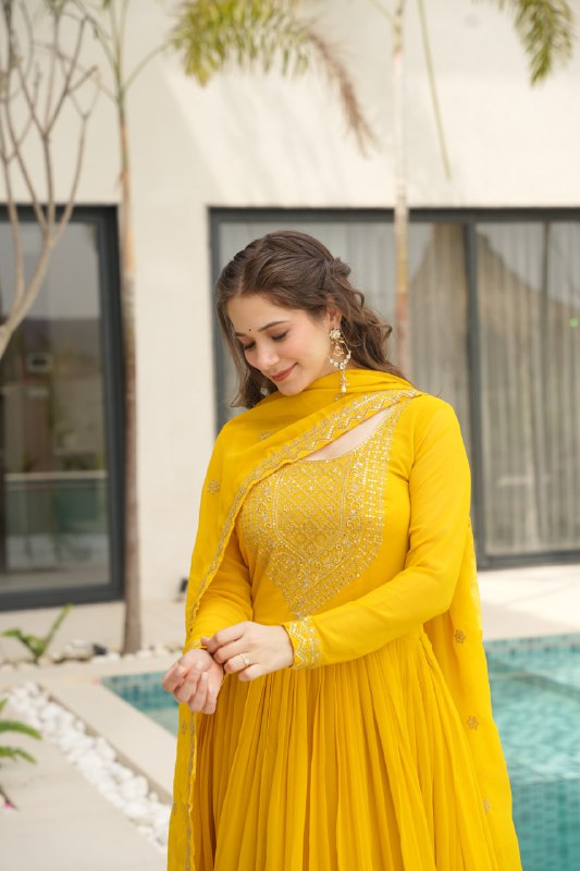Zeenat Beatiful Faux Blooming Readymade Gown