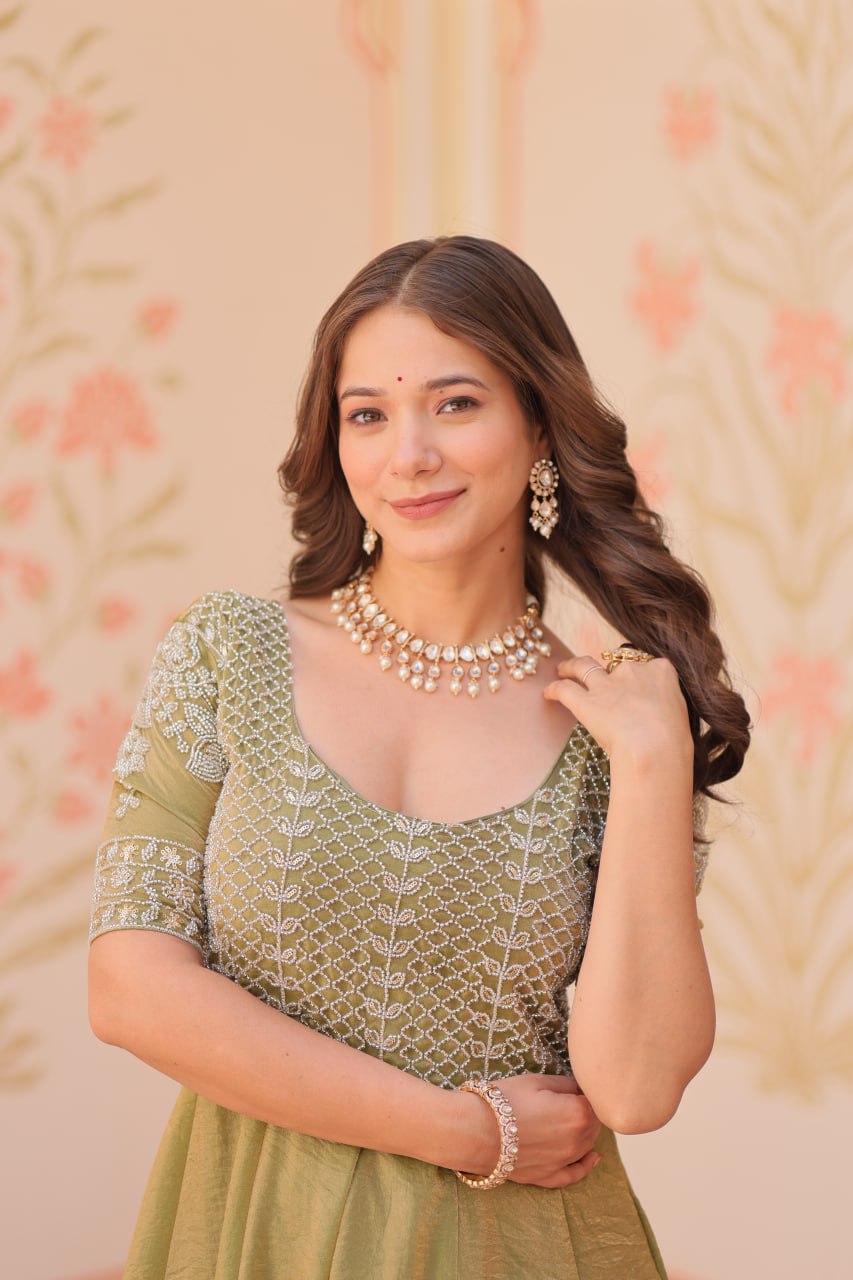 RuhI Designer Readymade Gown