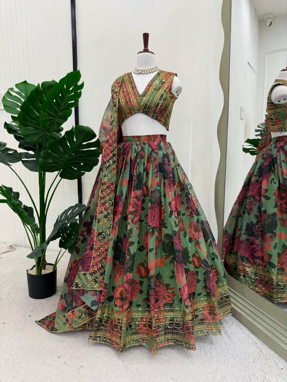 Nooraniyat Tabby Orgnza lehenga choli set