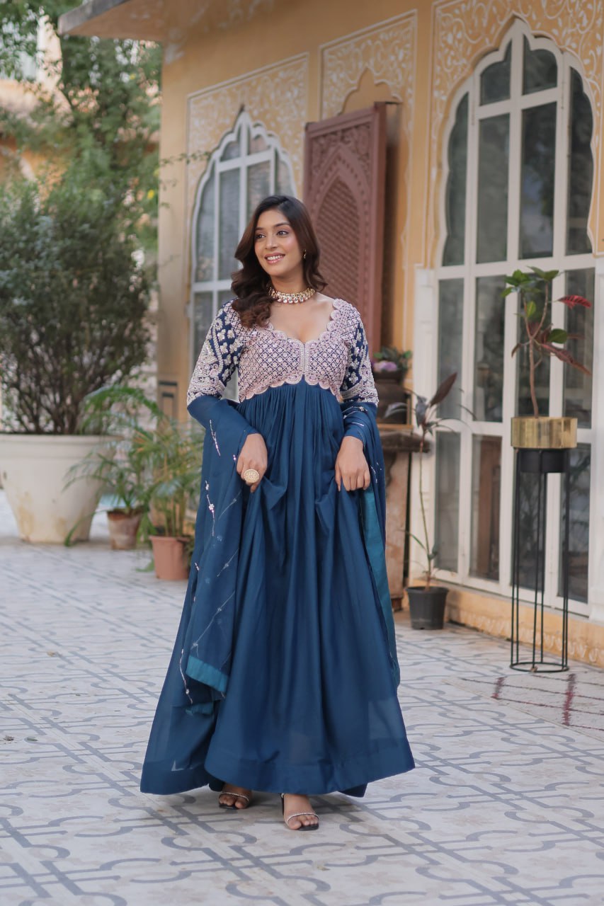 Vedanshi Tradition Star Georgette Gown