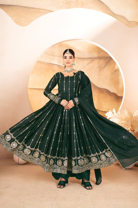 Zarina Noir Star Georgette Dark Green Anarkali Suit Set