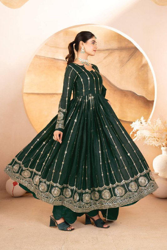 Zarina Noir Star Georgette Dark Green Anarkali Suit Set