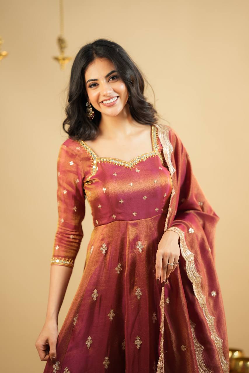 Reyna Designer Luxury Cosmo Clothing Anarkali Suit