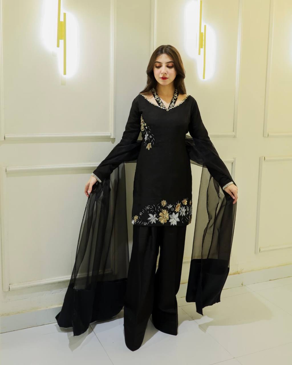 Kaaya Black Luxe Party Wear Natural Crep Suit Set