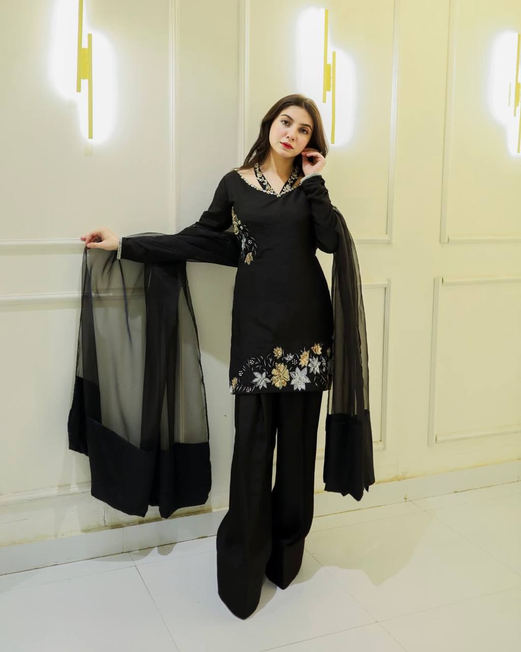 Kaaya Black Luxe Party Wear Natural Crep Suit Set