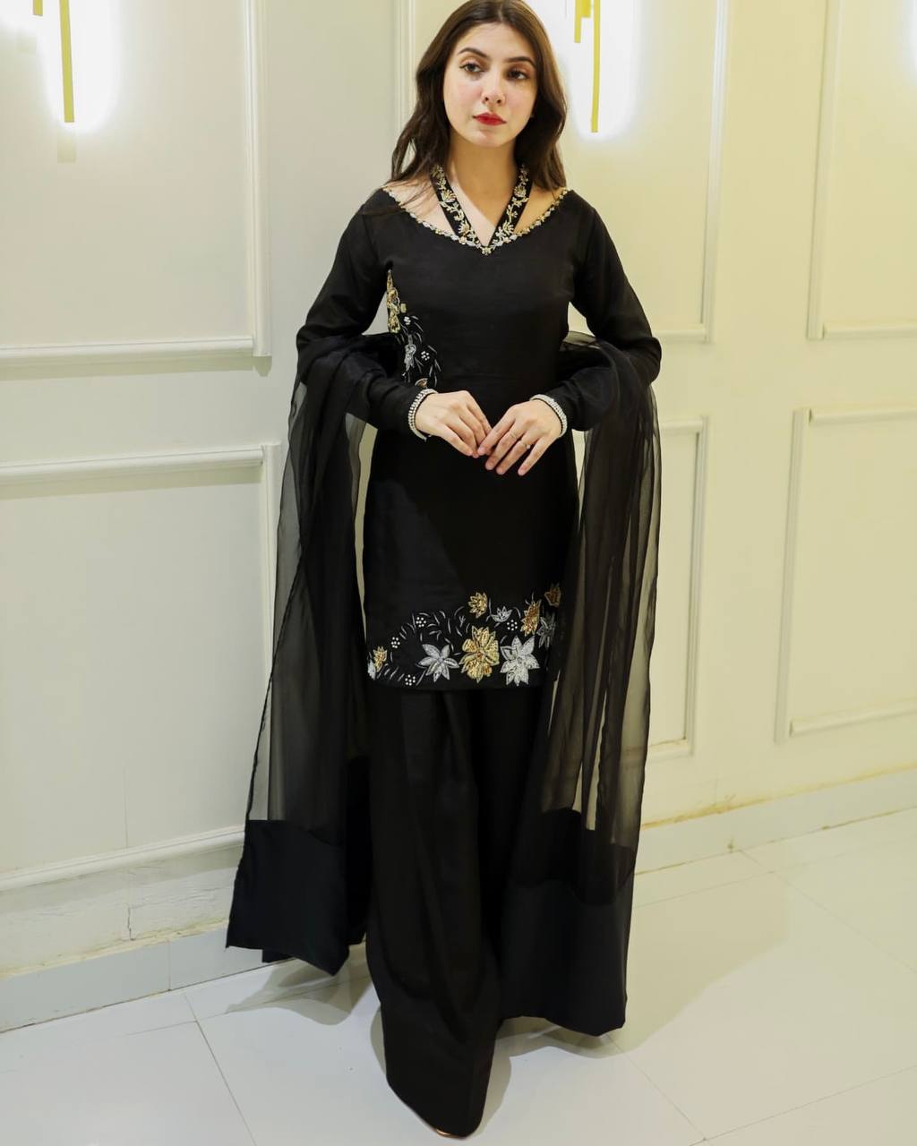 Kaaya Black Luxe Party Wear Natural Crep Suit Set