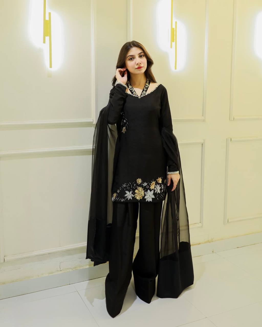 Kaaya Black Luxe Party Wear Natural Crep Suit Set