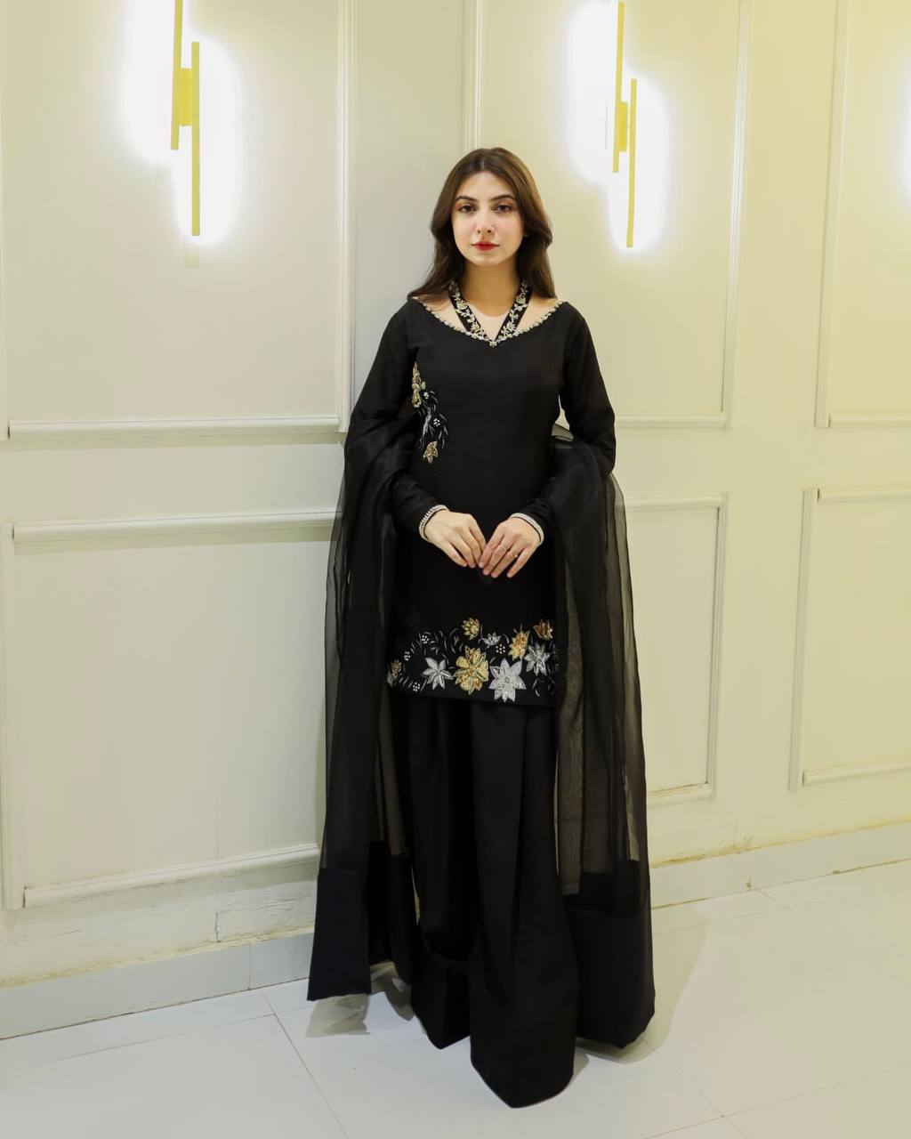 Kaaya Black Luxe Party Wear Natural Crep Suit Set