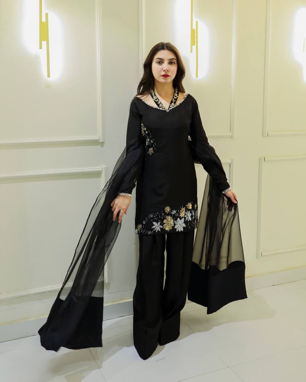 Kaaya Black Luxe Party Wear Natural Crep Suit Set