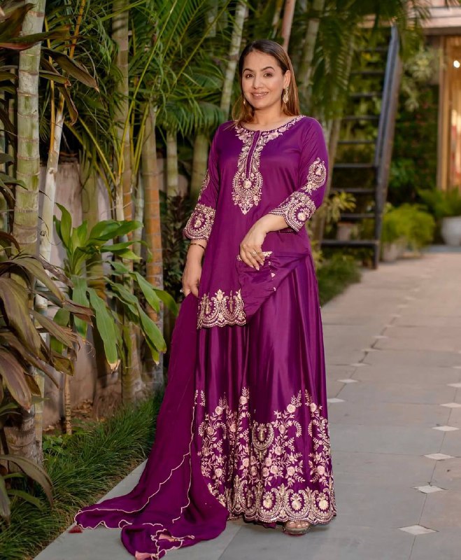 Nyra Noor Heavy Natural Crep Silk Beautiful Purple & White Sarara Set