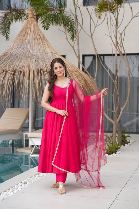 Kaelina Twirl in Pink Perfection Anarkali suit