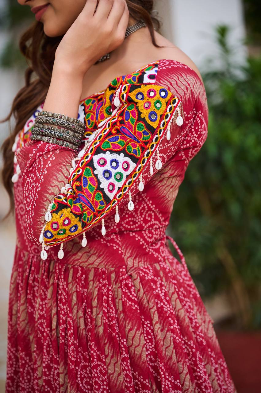 Ravya Garba Glamour Mirror And Bandhani Magic Gown
