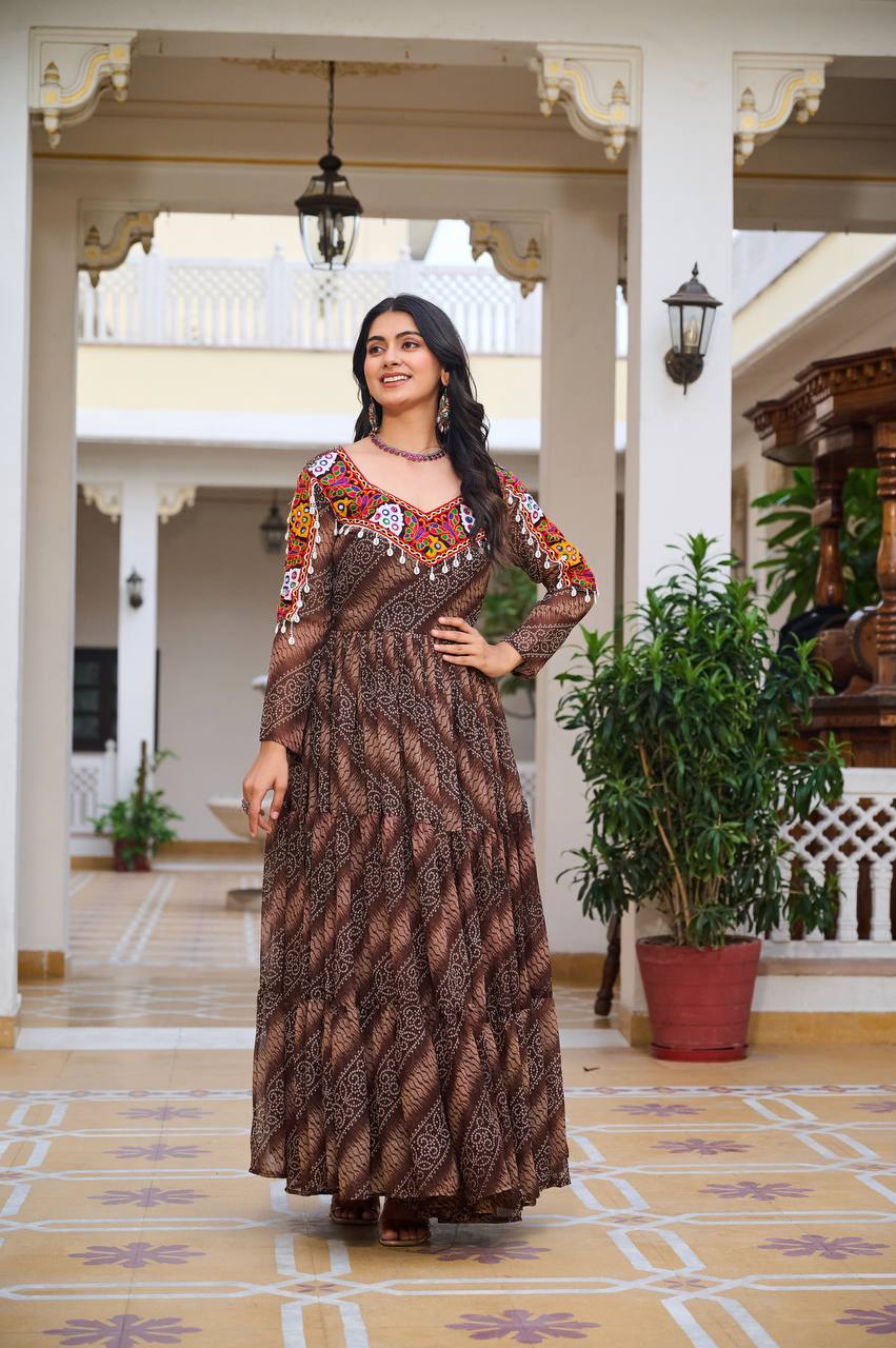 Ravya Garba Glamour Mirror And Bandhani Magic Gown