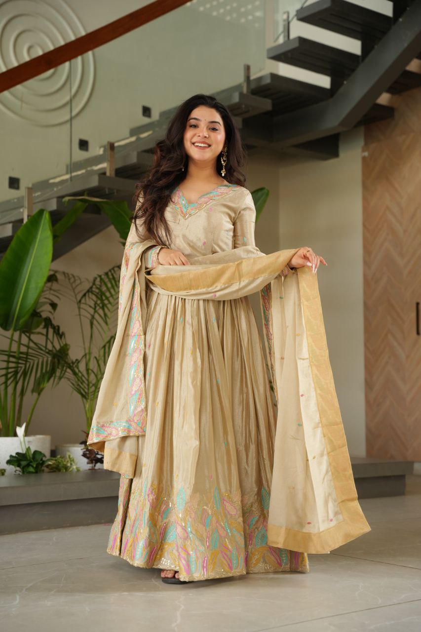 Noor-E-Twirl Dual Glam Edition Readymade Gown
