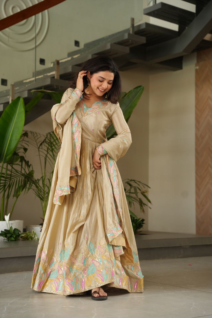 Noor-E-Twirl Dual Glam Edition Readymade Gown