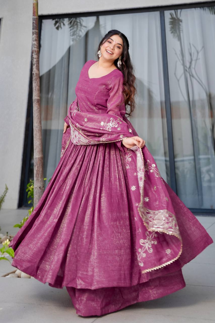 Arohi Mauve Suit Set
