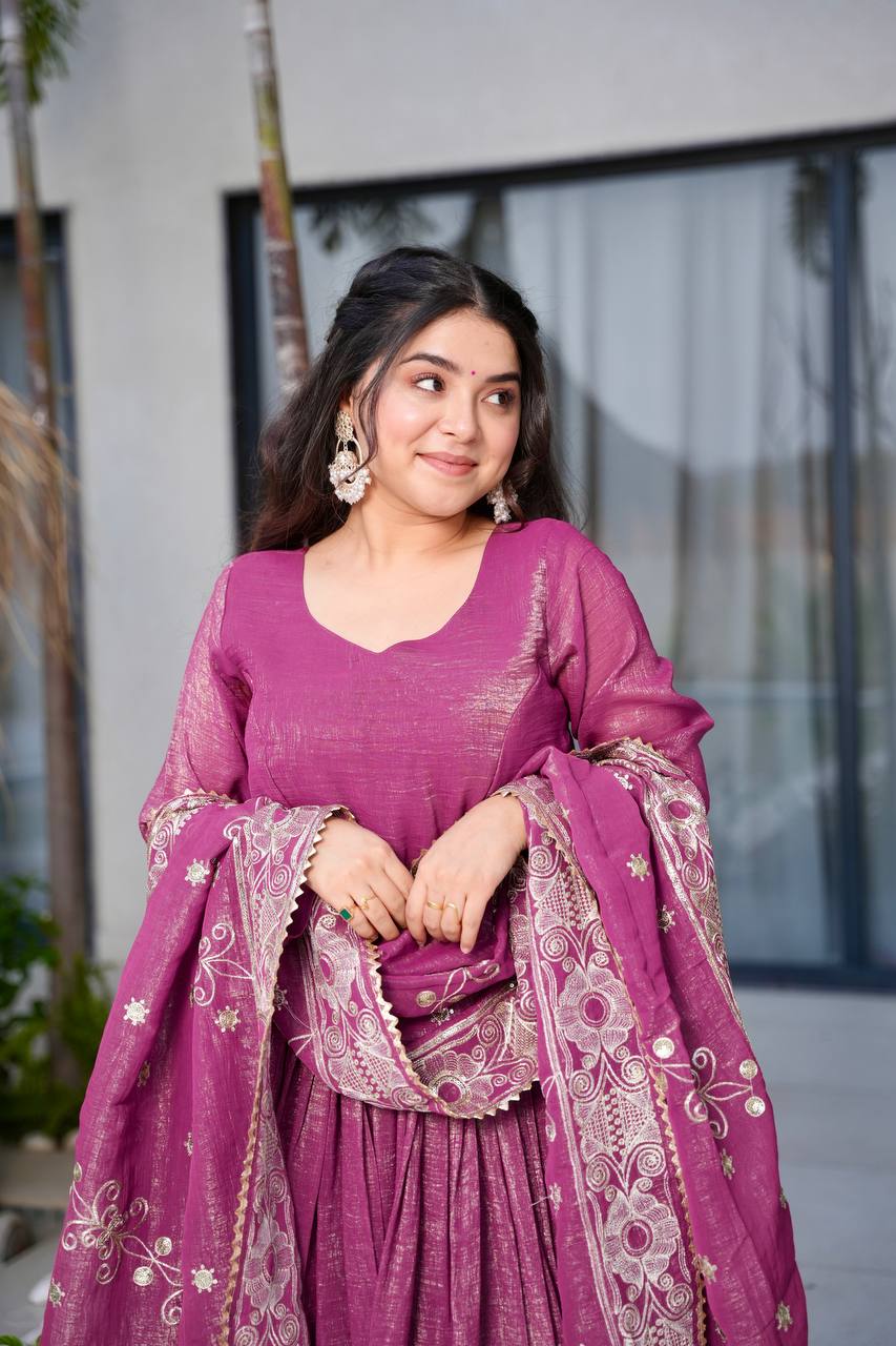 Arohi Mauve Suit Set