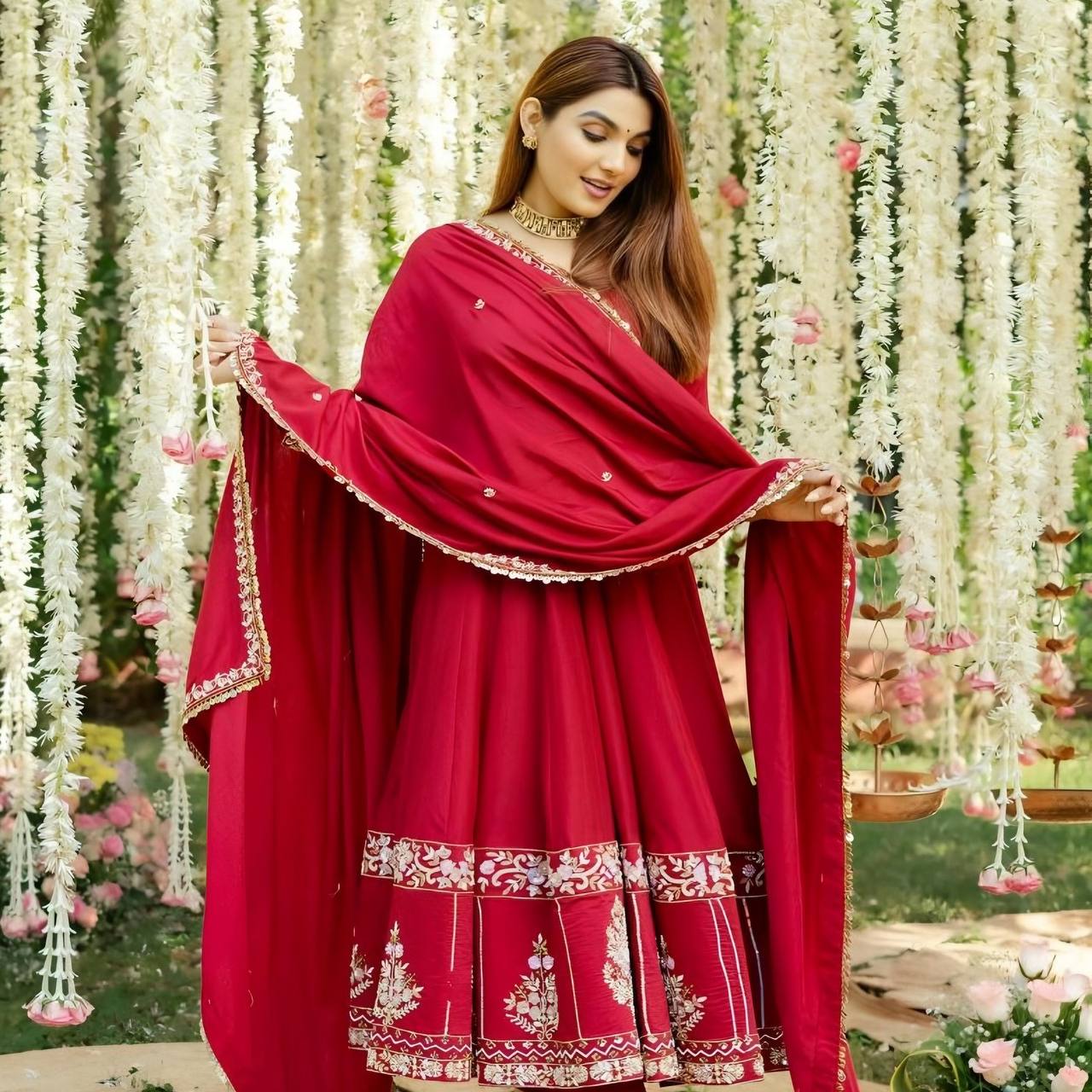 Aira Veil Roman Anarkali Suit