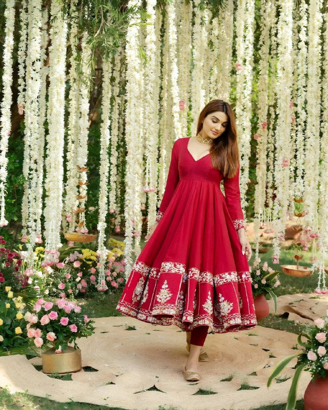 Aira Veil Roman Anarkali Suit