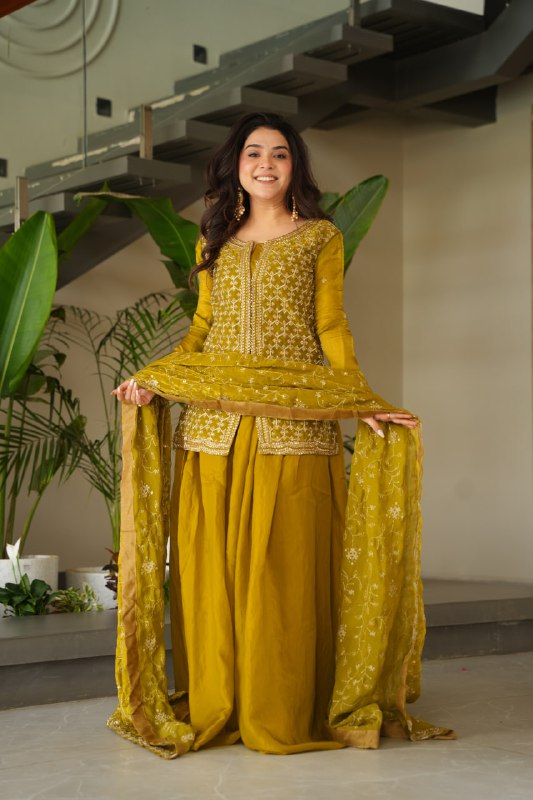 Siyaahi Festive Glam Embroidered Jacket Style Palazzo Suit