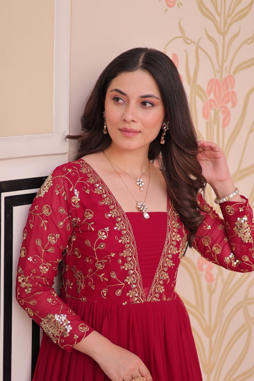 Aarohi’s Royal Elegance Gown Set