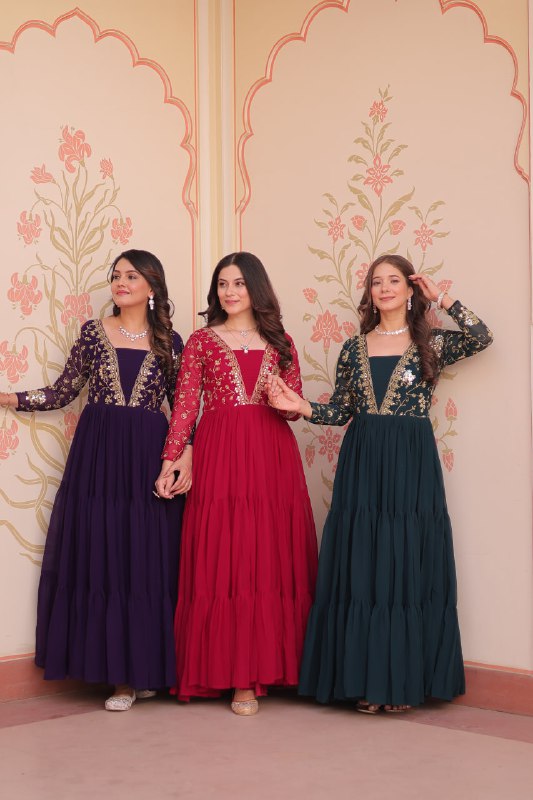Aarohi’s Royal Elegance Gown Set