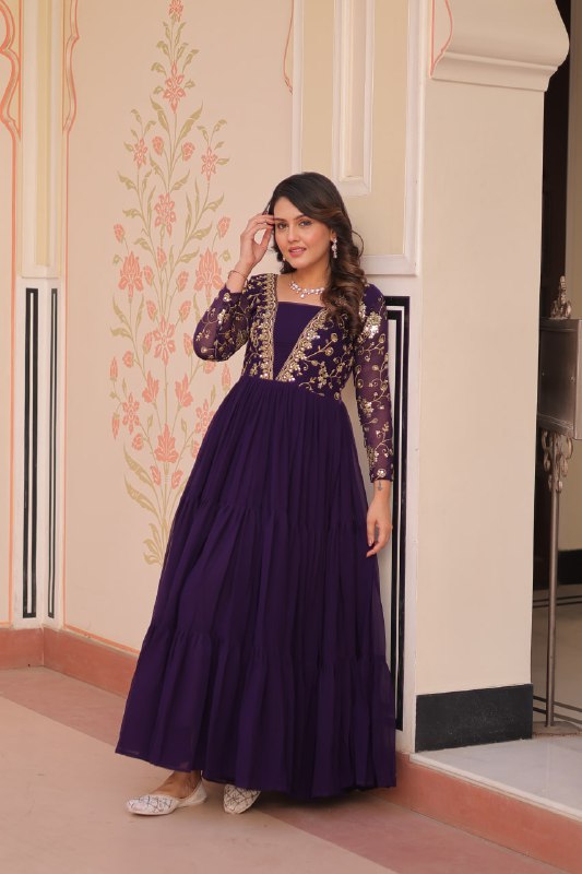 Aarohi’s Royal Elegance Gown Set