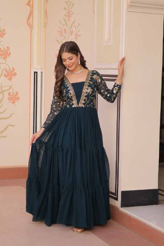 Aarohi’s Royal Elegance Gown Set