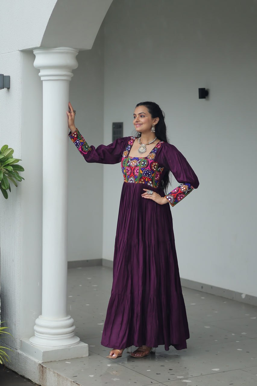 Yashvi’s Rangilo Raas Gown Set