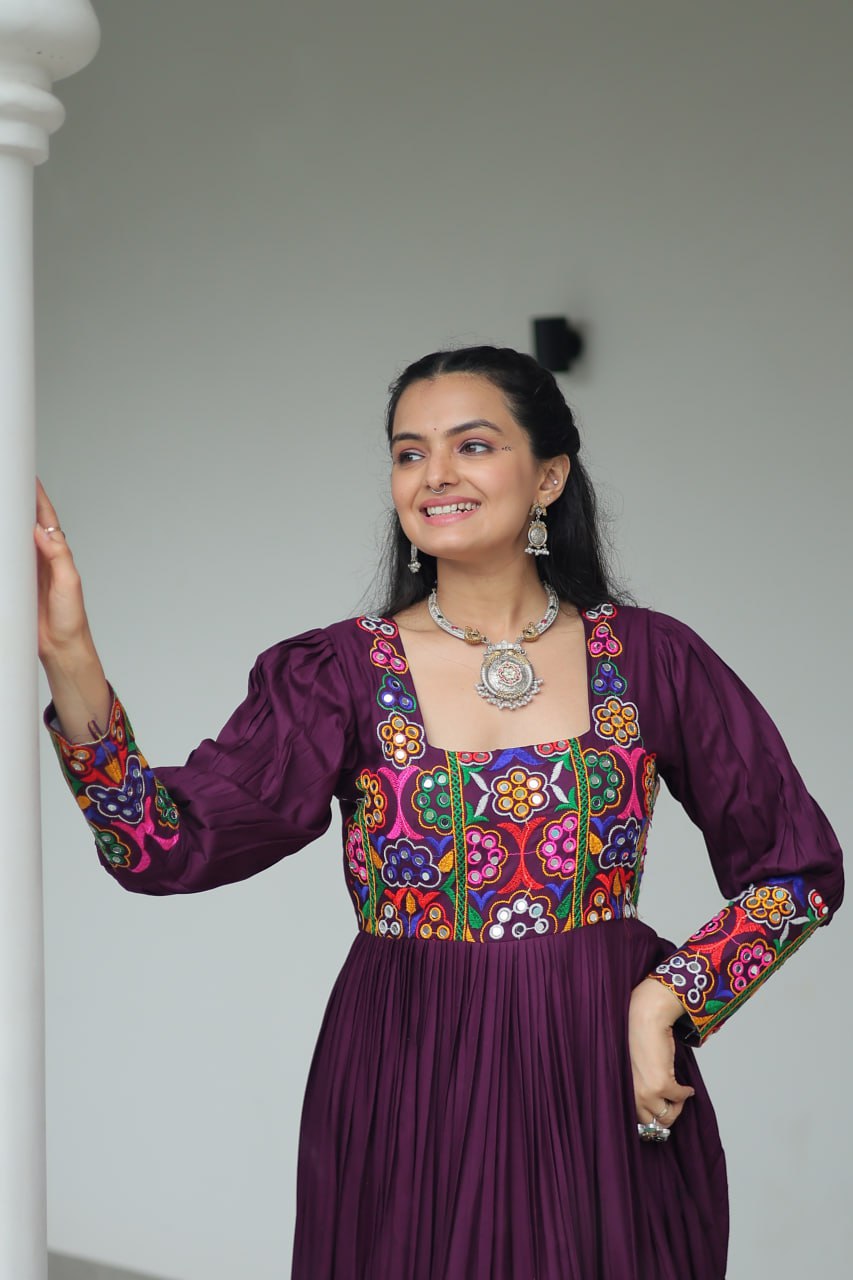 Yashvi’s Rangilo Raas Gown Set