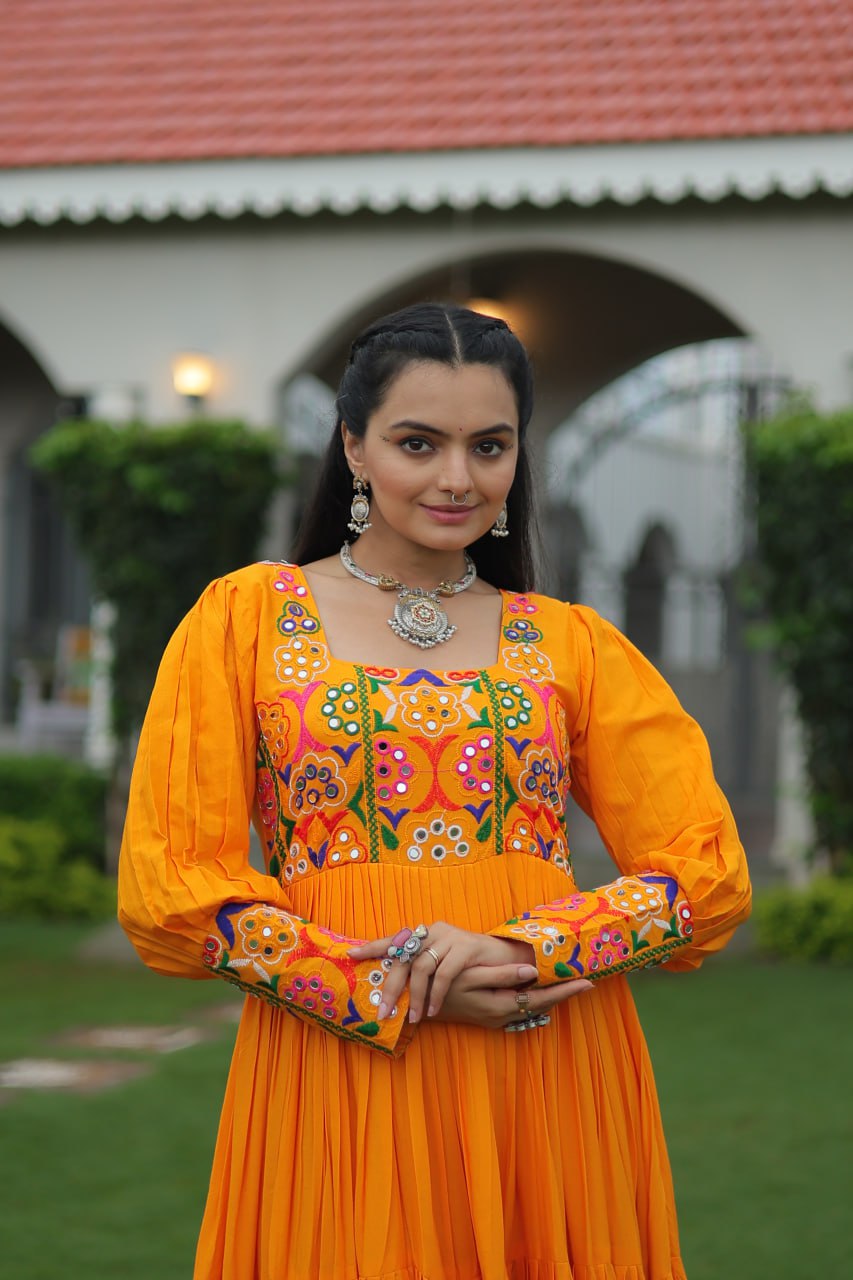 Yashvi’s Rangilo Raas Gown Set