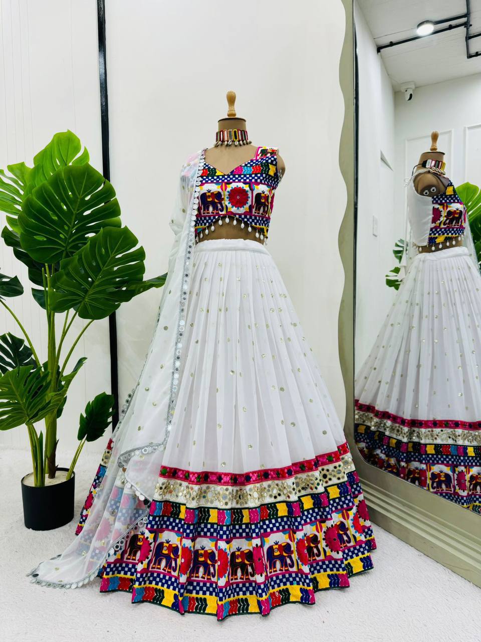 Chandni in Black Real mirror Grace Leh enga Set