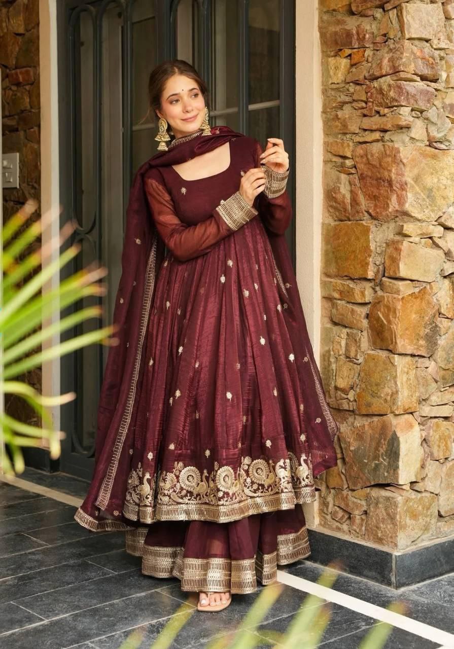 Zarkaar Organza Shimmer Suit Set