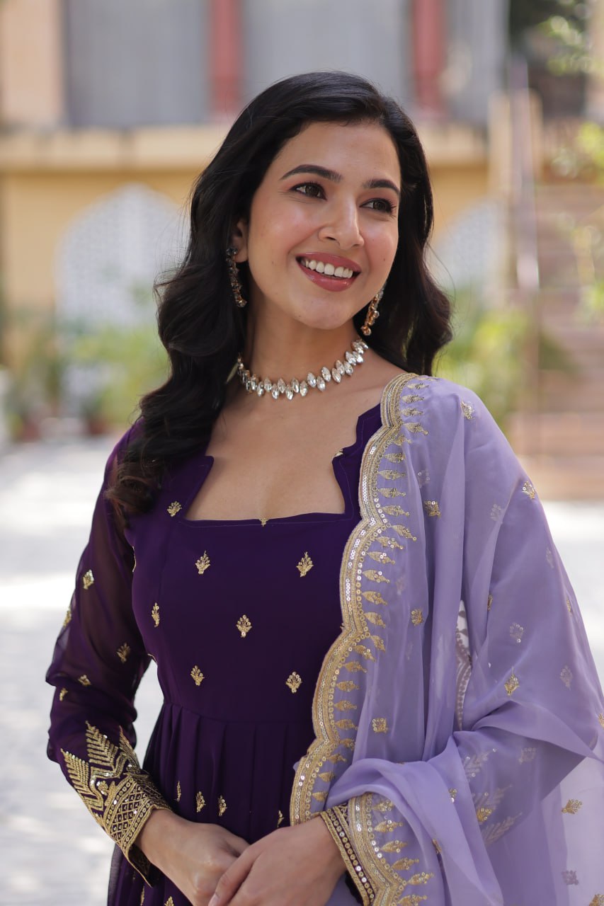 Dark Purple Straight Blooming Gown