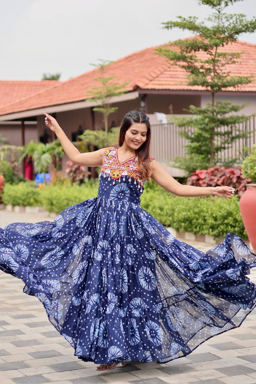 Leheriya Luxe Bandhani Magic Gown