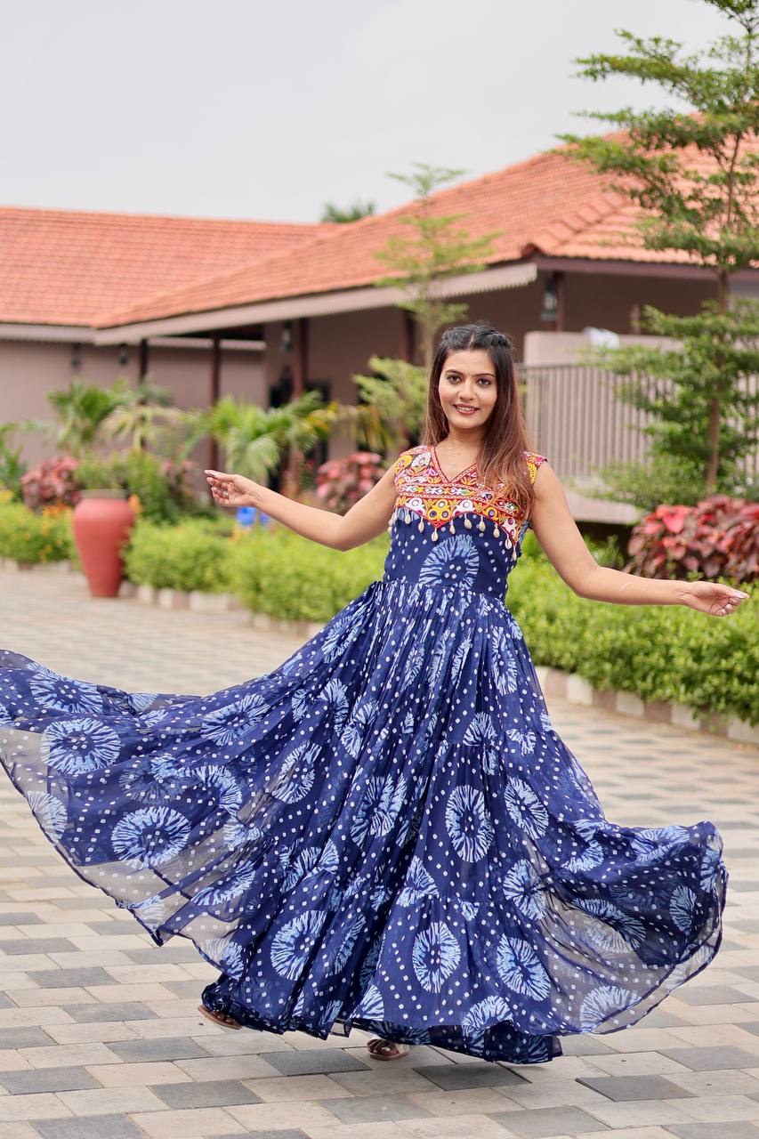 Leheriya Luxe Bandhani Magic Gown